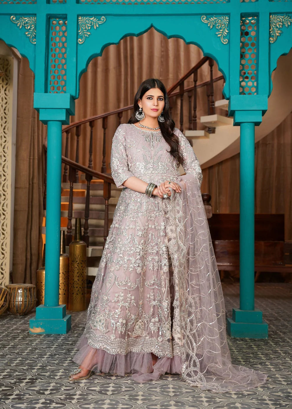 Gulnoor- Sajni Off White