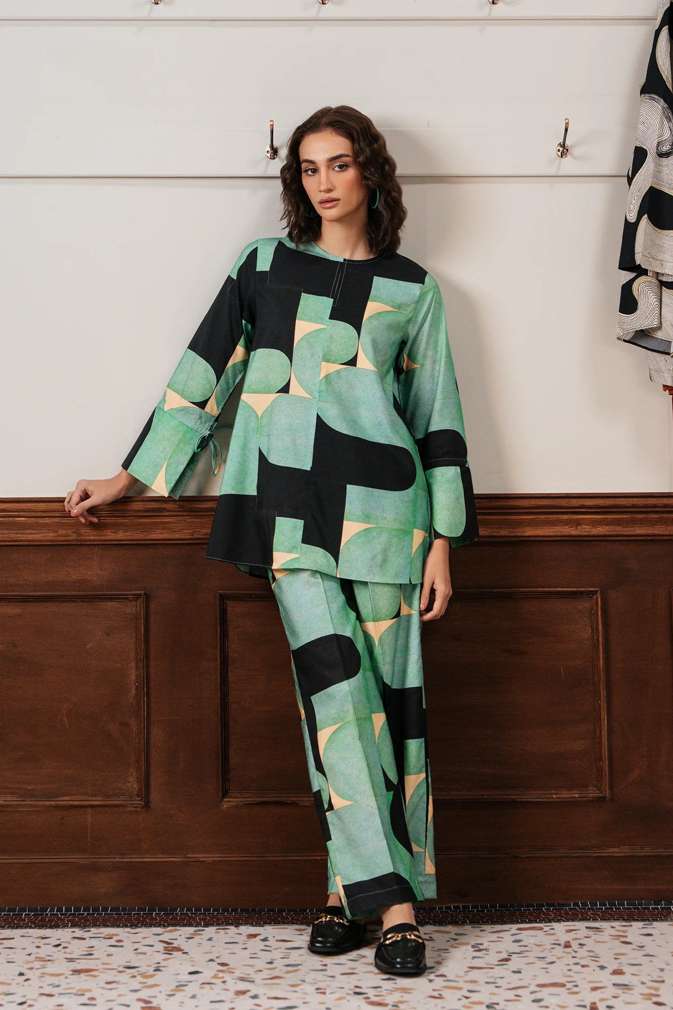 Ethnc- Two Pc Printed Suit