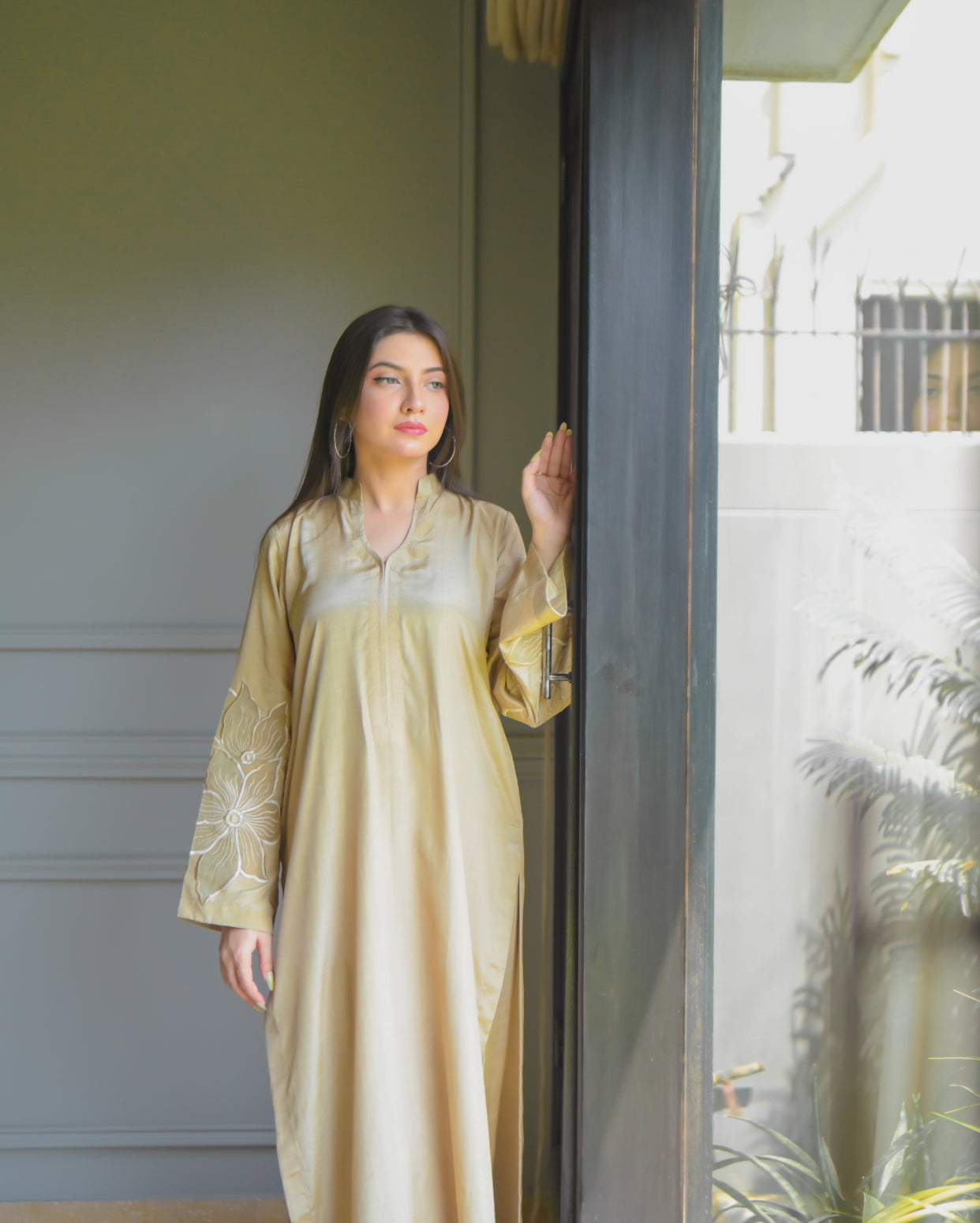Zauk- 2 Pc Rawsilk Suit